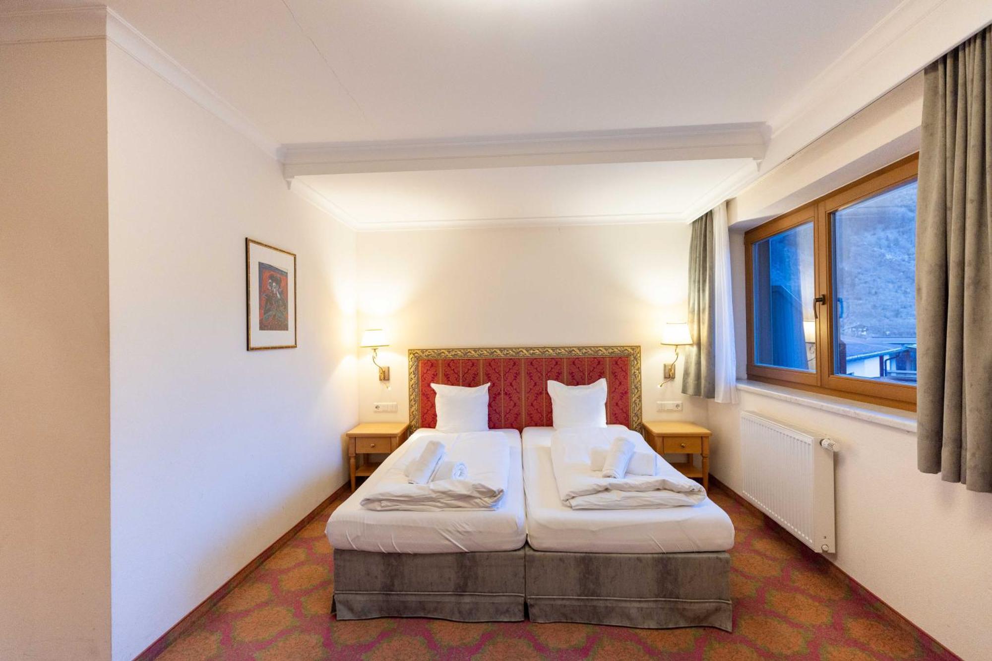 Heart Hotel Nordstern Майрхофен Экстерьер фото
