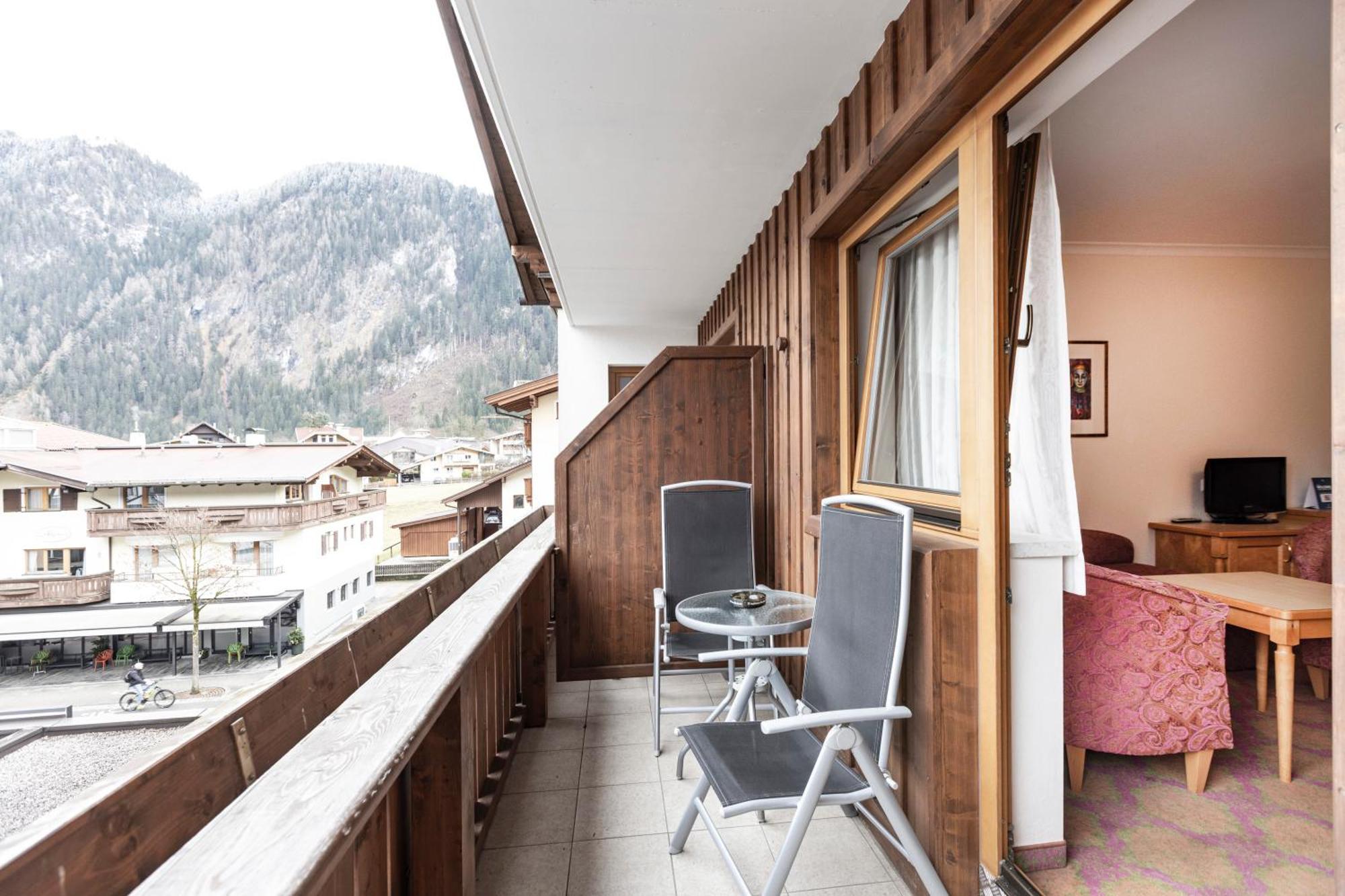 Heart Hotel Nordstern Майрхофен Экстерьер фото