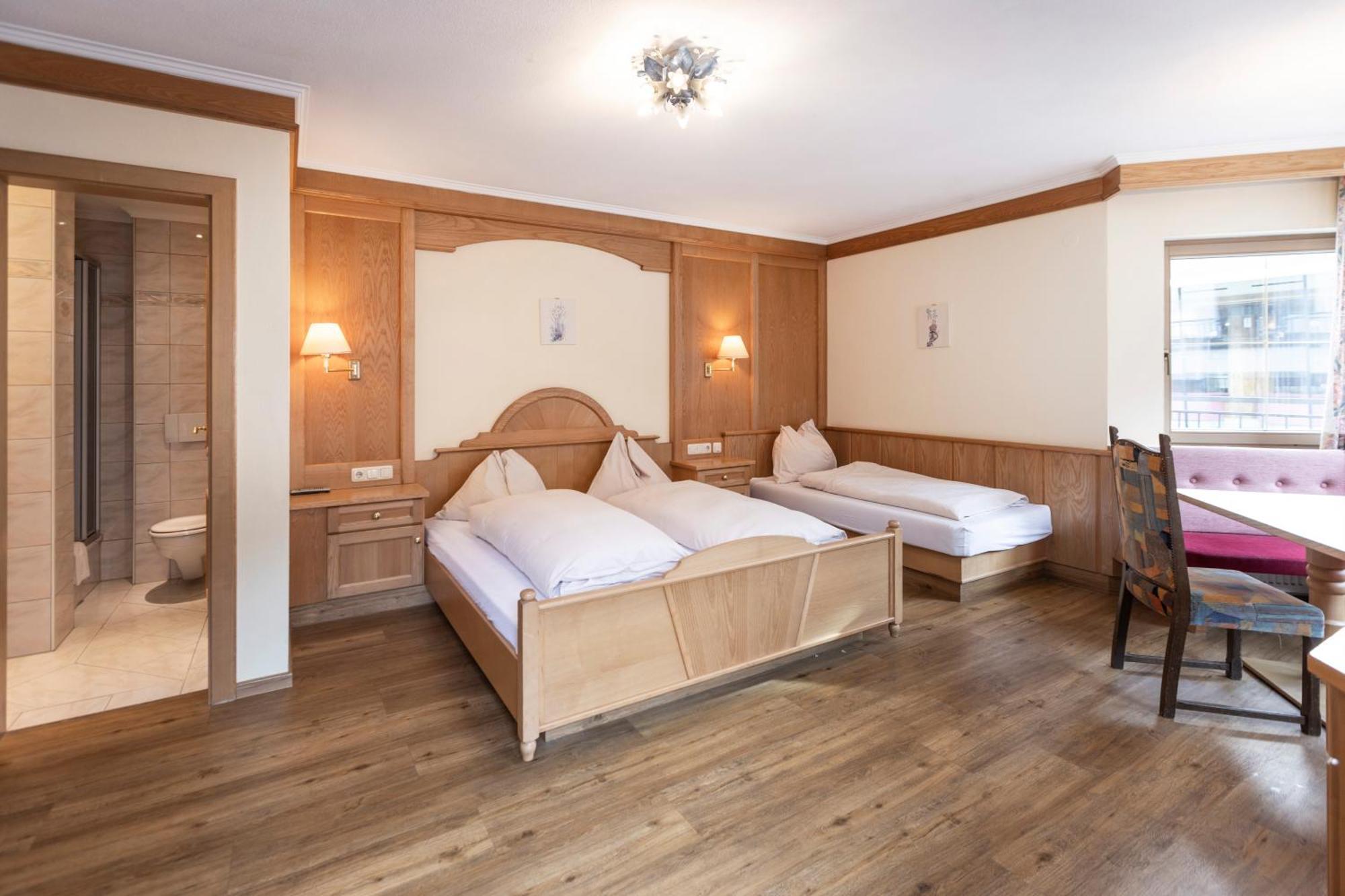 Heart Hotel Nordstern Майрхофен Экстерьер фото